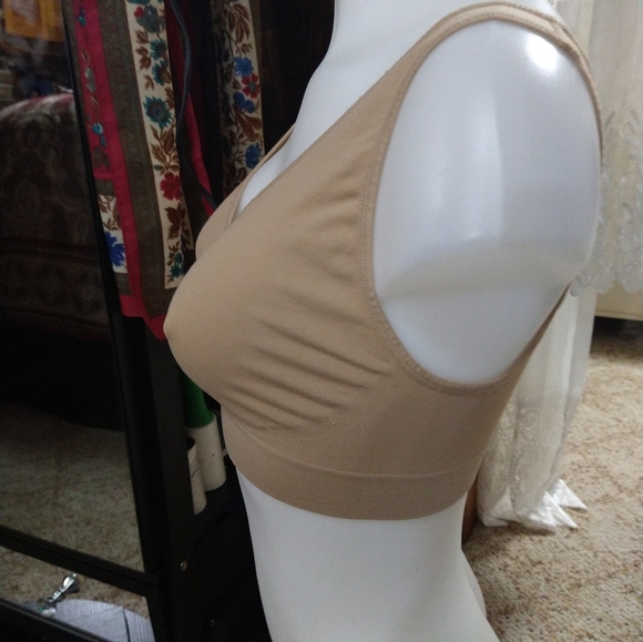 Size XL Shear shape wear nude sports bra - Picture 4 of 10